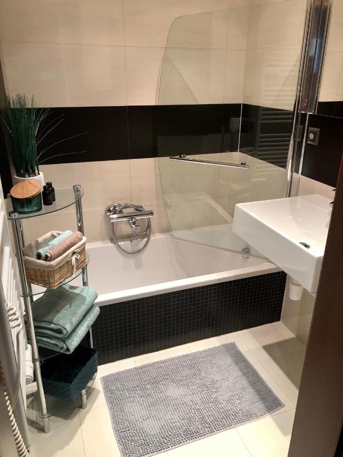 Apartmán SUZANNE Banská Bystrica Esterno foto