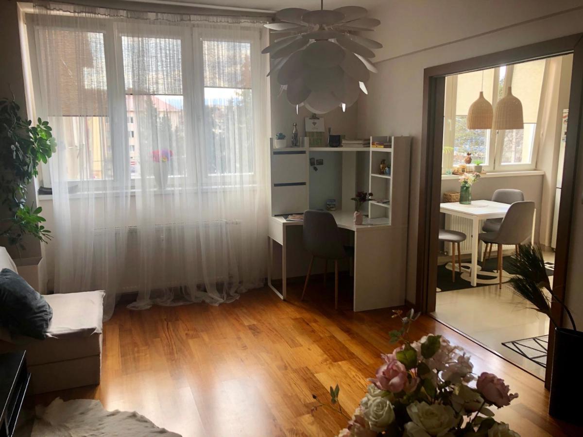 Apartmán SUZANNE Banská Bystrica Esterno foto